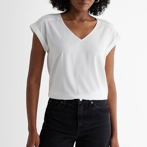 Express v neck short cuff sleeve gramercy tee